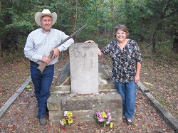 monument-gravesite-belle-starr-web.jpg