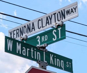 sign-xerona-clayton-way3-web.jpg